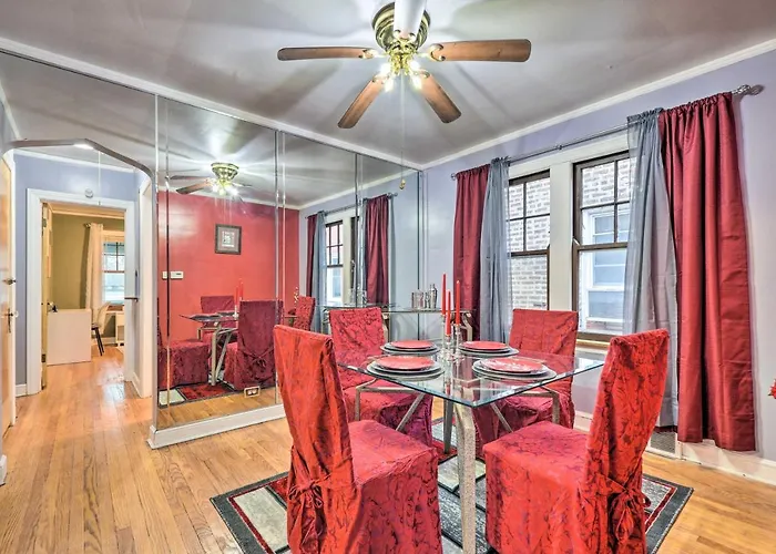 Chicago Home With Spacious Yard 14 Mi To Dtwn